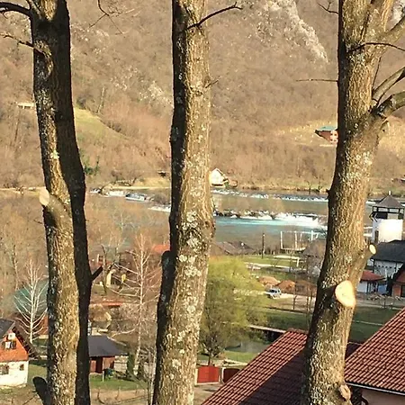 Dom wakacyjny Ajaz *