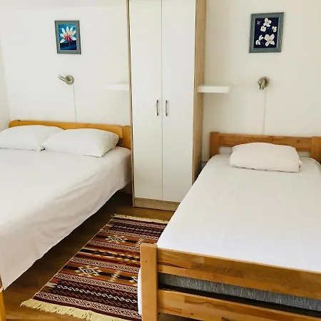 Hébergement de vacances Ajaz *